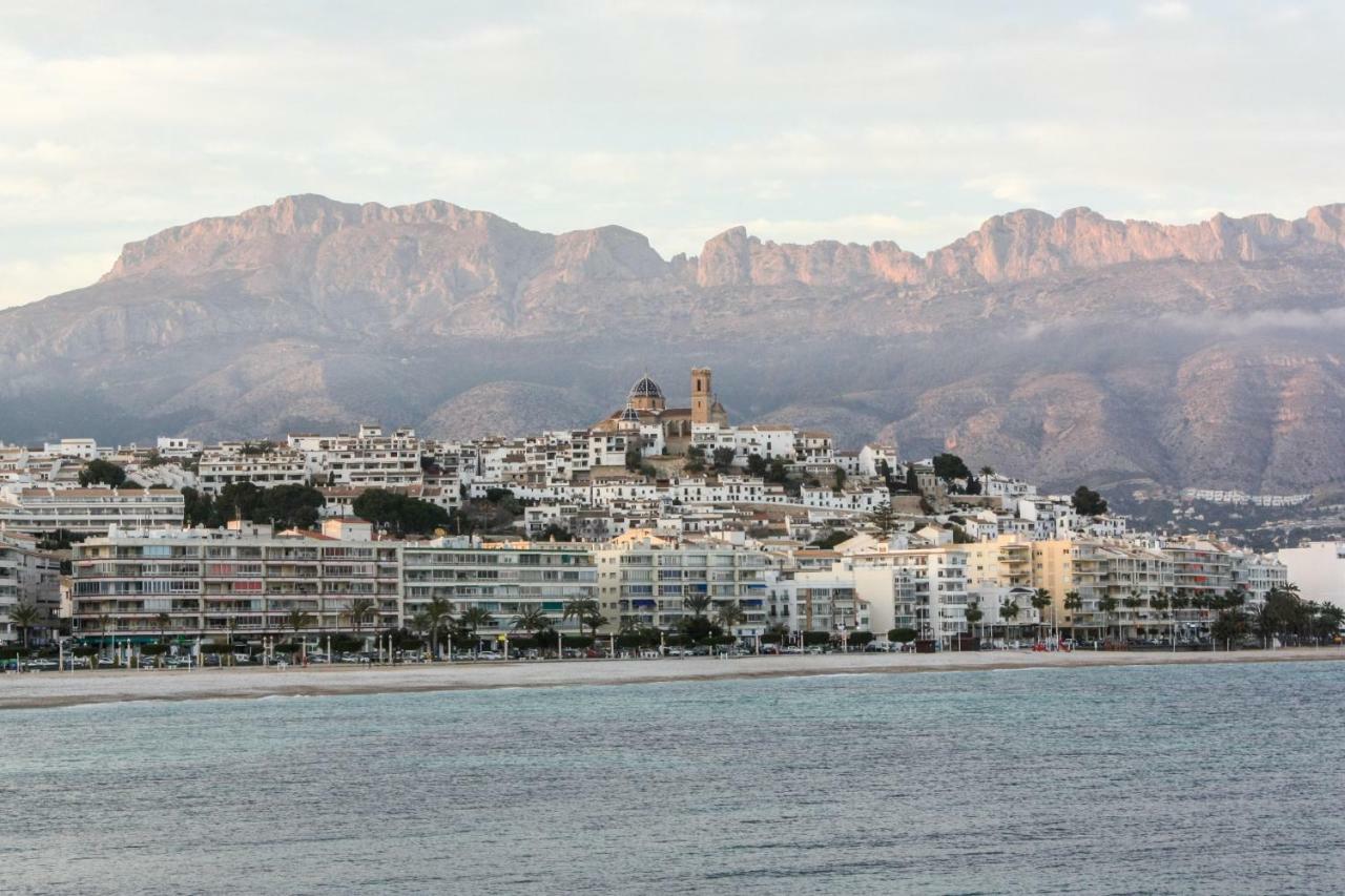 Atico-Loft Frente Al Mar Con Piscina Y Parking Apartment Altea Exterior photo
